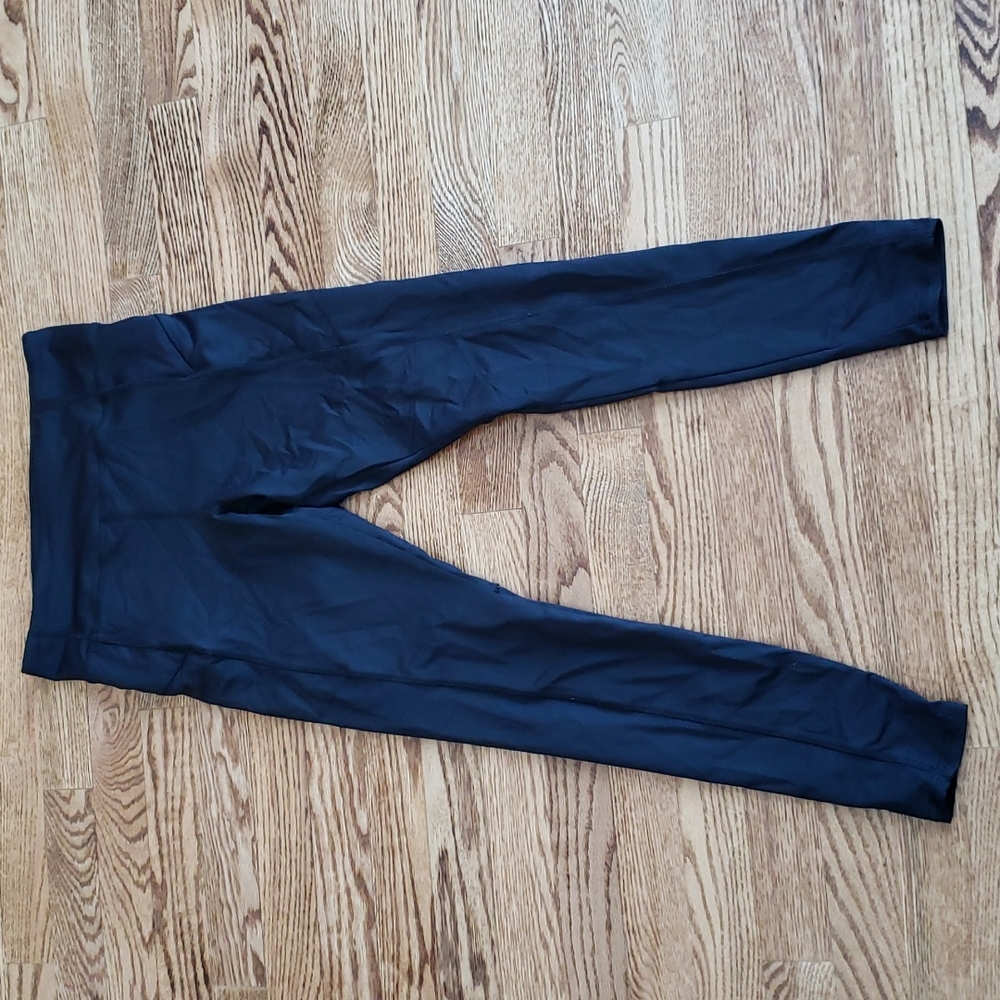 (M) Forever 21 Classic Black Leggings Athleisure Comfortable Everyday Pockets